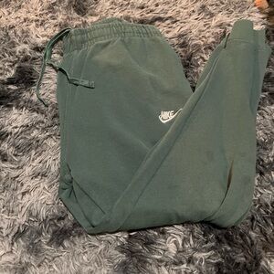Nike women’s  Forest Green Sweatpants